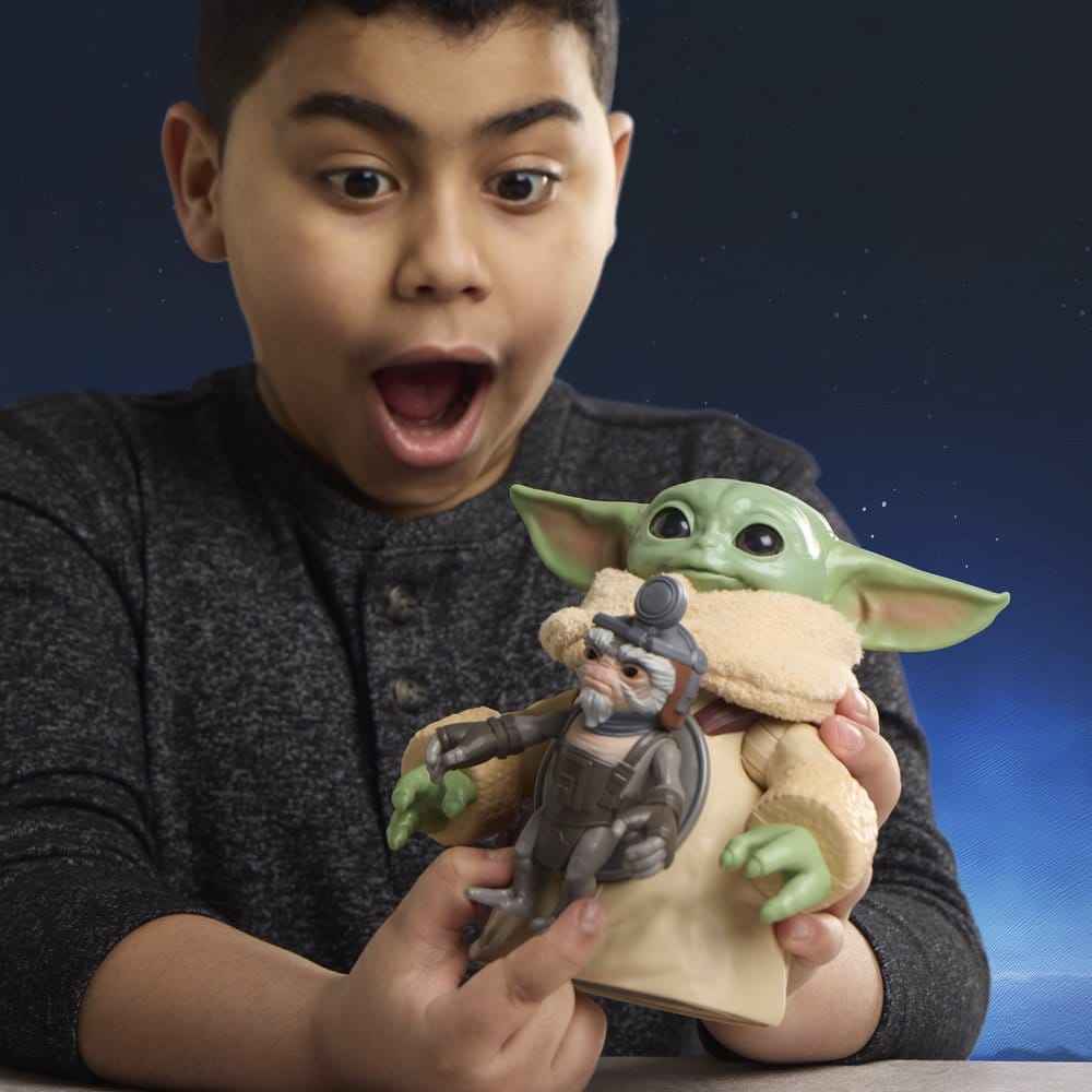 Star Wars: The Mandalorian & Grogu Elektronisk Actionfigur Huggin' Grogu & Anzellan 17 cm