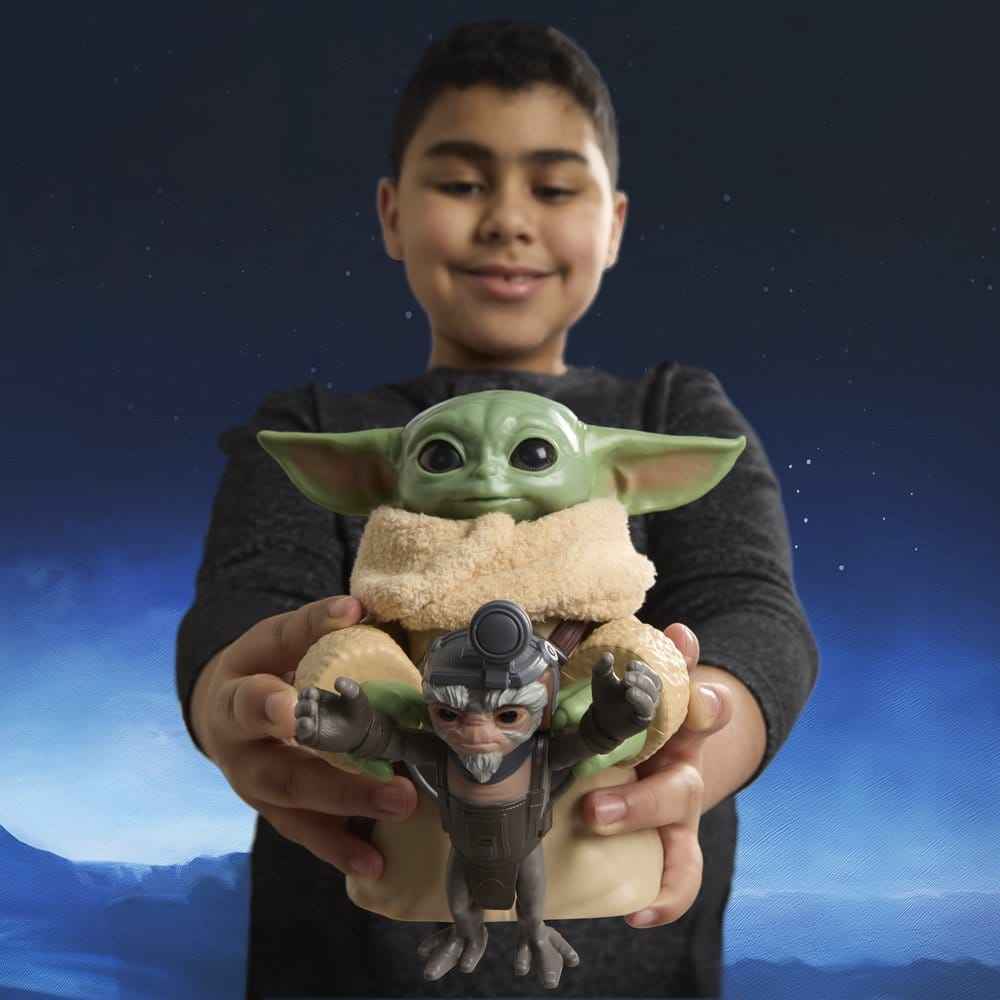 Star Wars: The Mandalorian & Grogu Elektronisk Actionfigur Huggin' Grogu & Anzellan 17 cm