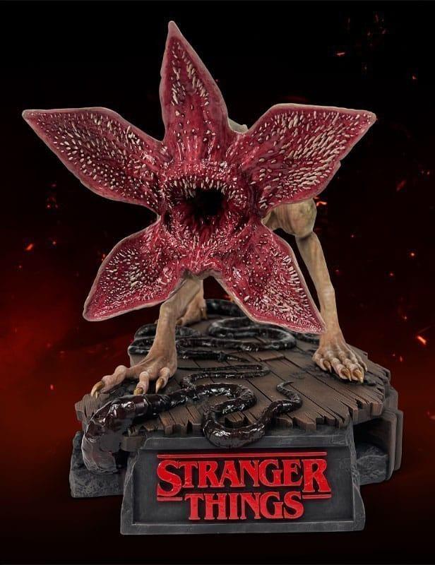 Stranger Things Figur 1/4 Demodog 25 cm Hollywood Collectibles Group