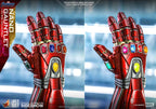 Avengers: Endgame Life-Size Masterpiece Nano Gauntlet 52 cm Sideshow Collectibles