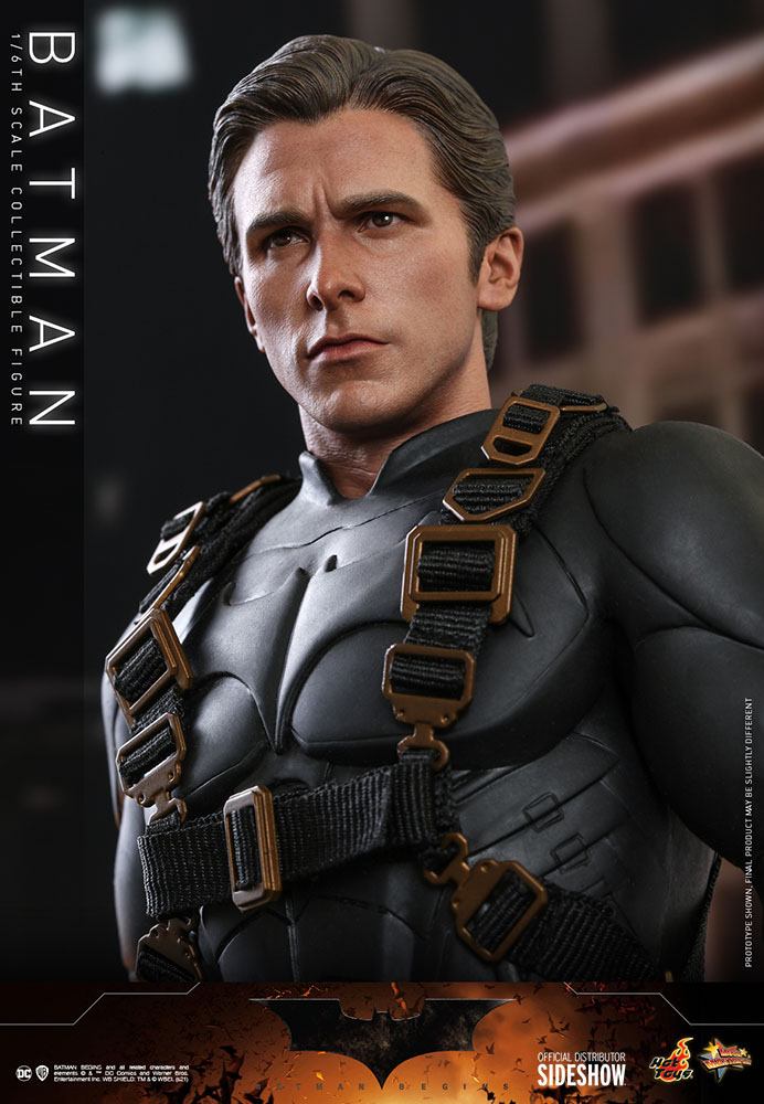 Batman Begins Movie Masterpiece Action Figure 1/6 – Hot Toys Exclusive Hot Toys