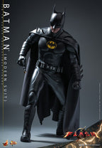 The Flash Movie Masterpiece Action Figur 1/6 Batman (Modern Suit) 30 cm Hot Toys