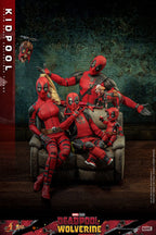 Deadpool & Wolverine Movie Masterpiece Action Figur 1/6 Kidpool 22 cm Hot Toys