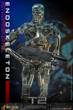 Terminator 2: Judgment Day Movie Masterpiece Die-cast Action Figur 1/6 Endoskeleton (Battle Damaged Version) 31 cm Hot Toys