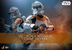 Star Wars: The Clone Wars Action Figur 1/6 212th Attack Battalion Clone Trooper Deluxe Version 30 cm Hot Toys