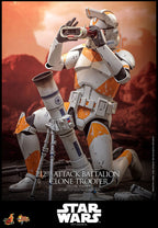 Star Wars: The Clone Wars Action Figur 1/6 212th Attack Battalion Clone Trooper Deluxe Version 30 cm Hot Toys
