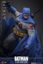 Batman: The Dark Knight Returns Comic Masterpiece Action Figur 1/6 Batman (Battle Damaged Version) 32 cm