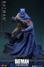 Batman: The Dark Knight Returns Comic Masterpiece Action Figur 1/6 Batman (Battle Damaged Version) 32 cm