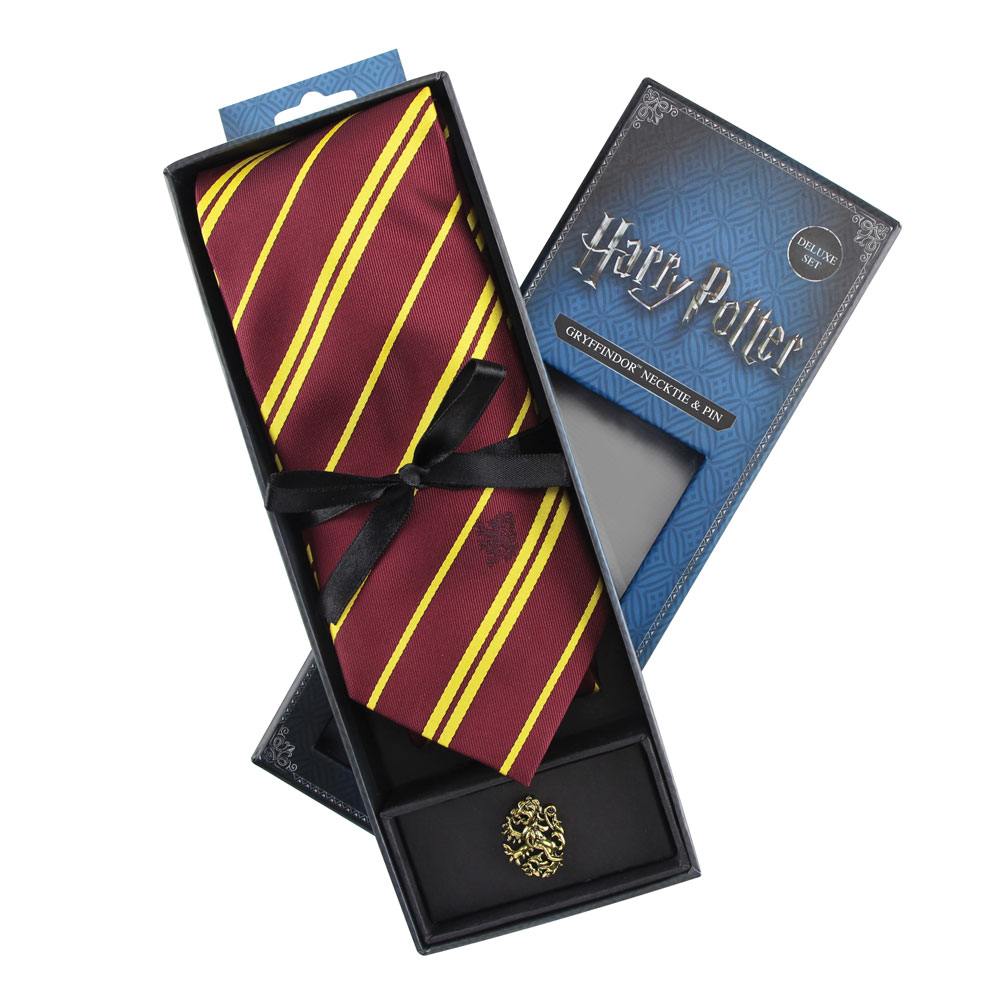 Harry Potter Gryffindor Slips & Metal Pin Deluxe Box Cinereplicas