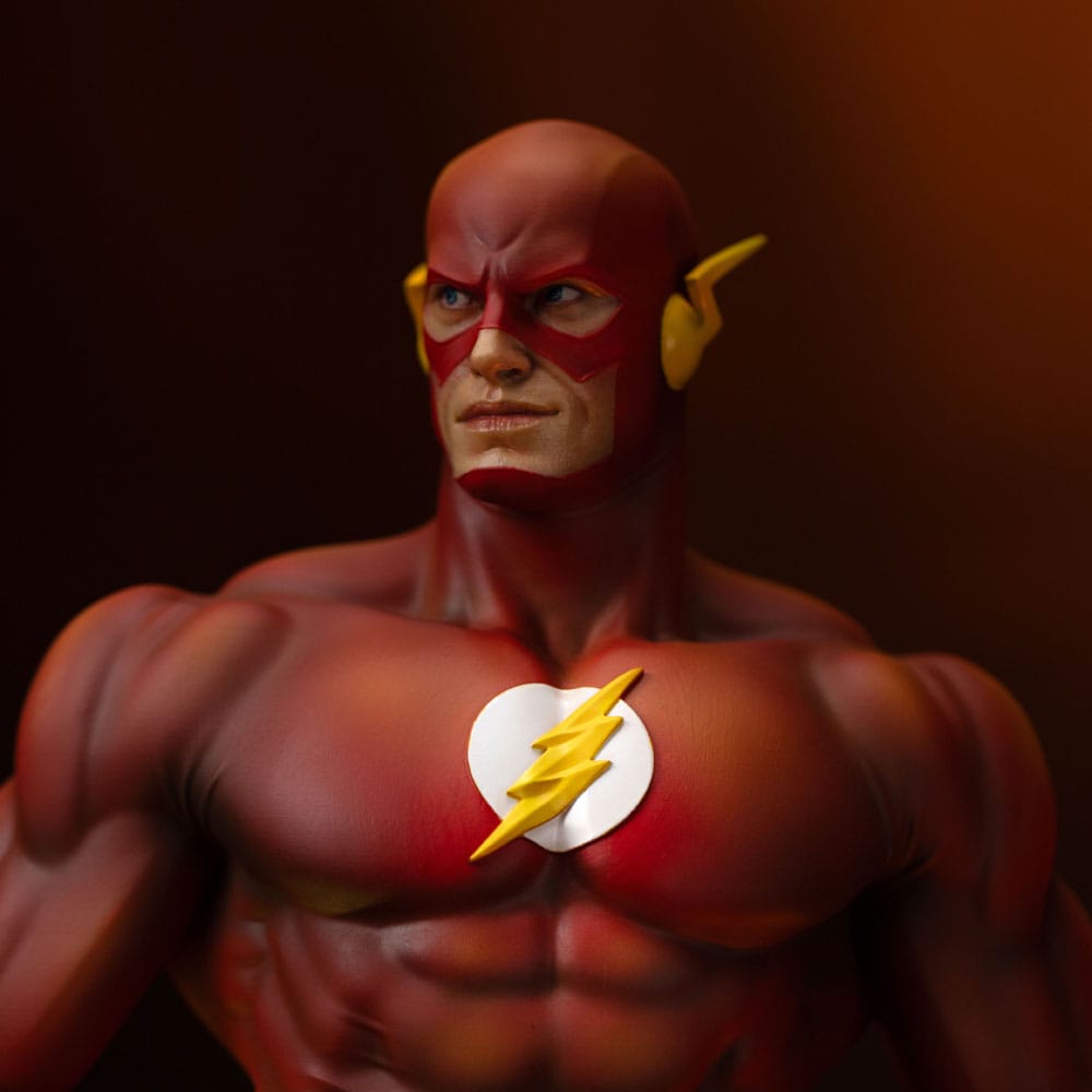 DC Comics Legacy Replica Figur 1/4 Flash 54 cm