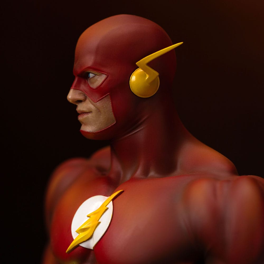 DC Comics Legacy Replica Figur 1/4 Flash 54 cm