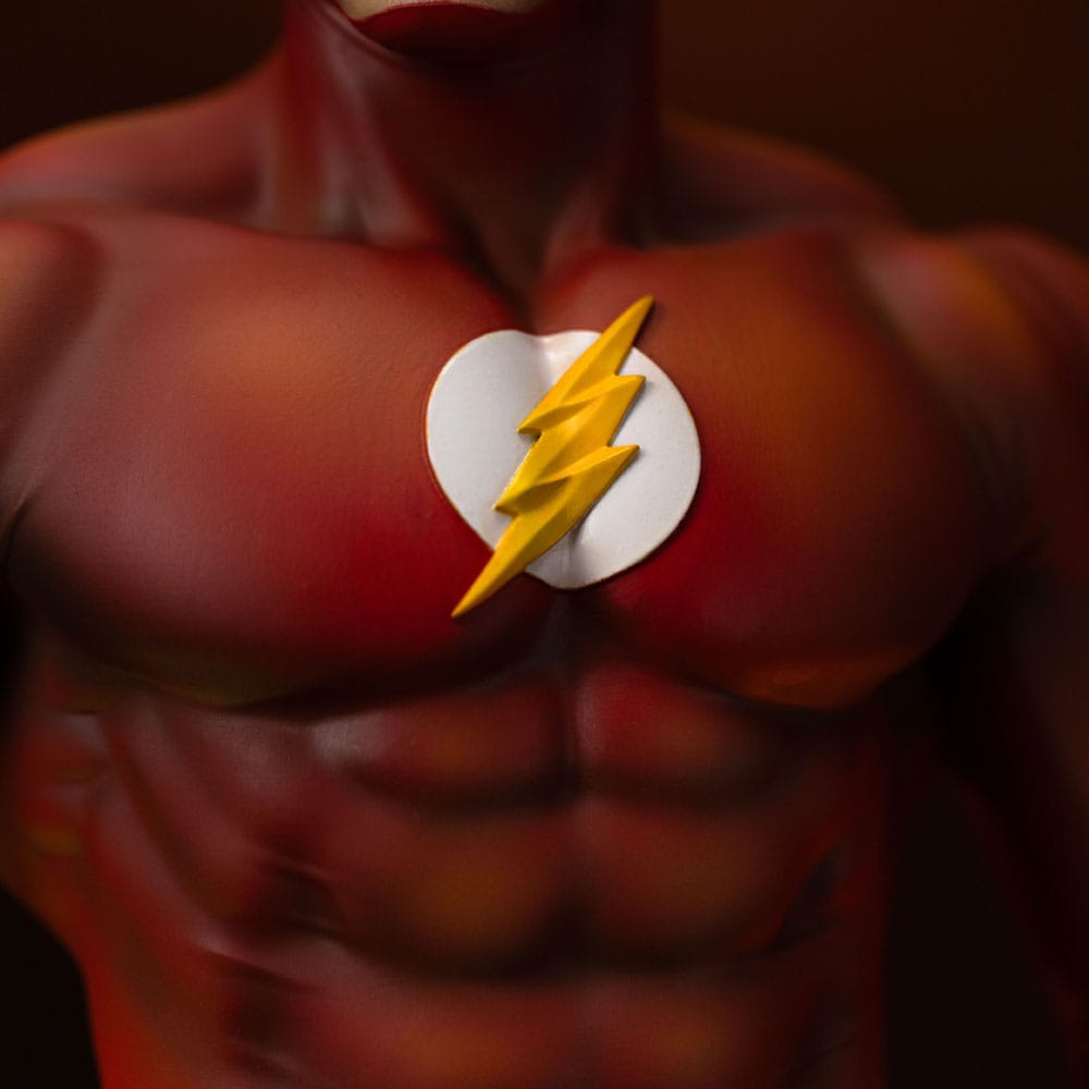 DC Comics Legacy Replica Figur 1/4 Flash 54 cm