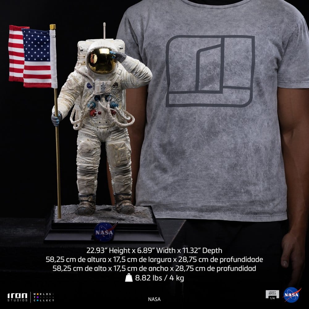 NASA Legacy Replica Figur i skala 1/4 av Apollo 11 Astronaut, 58 cm hög