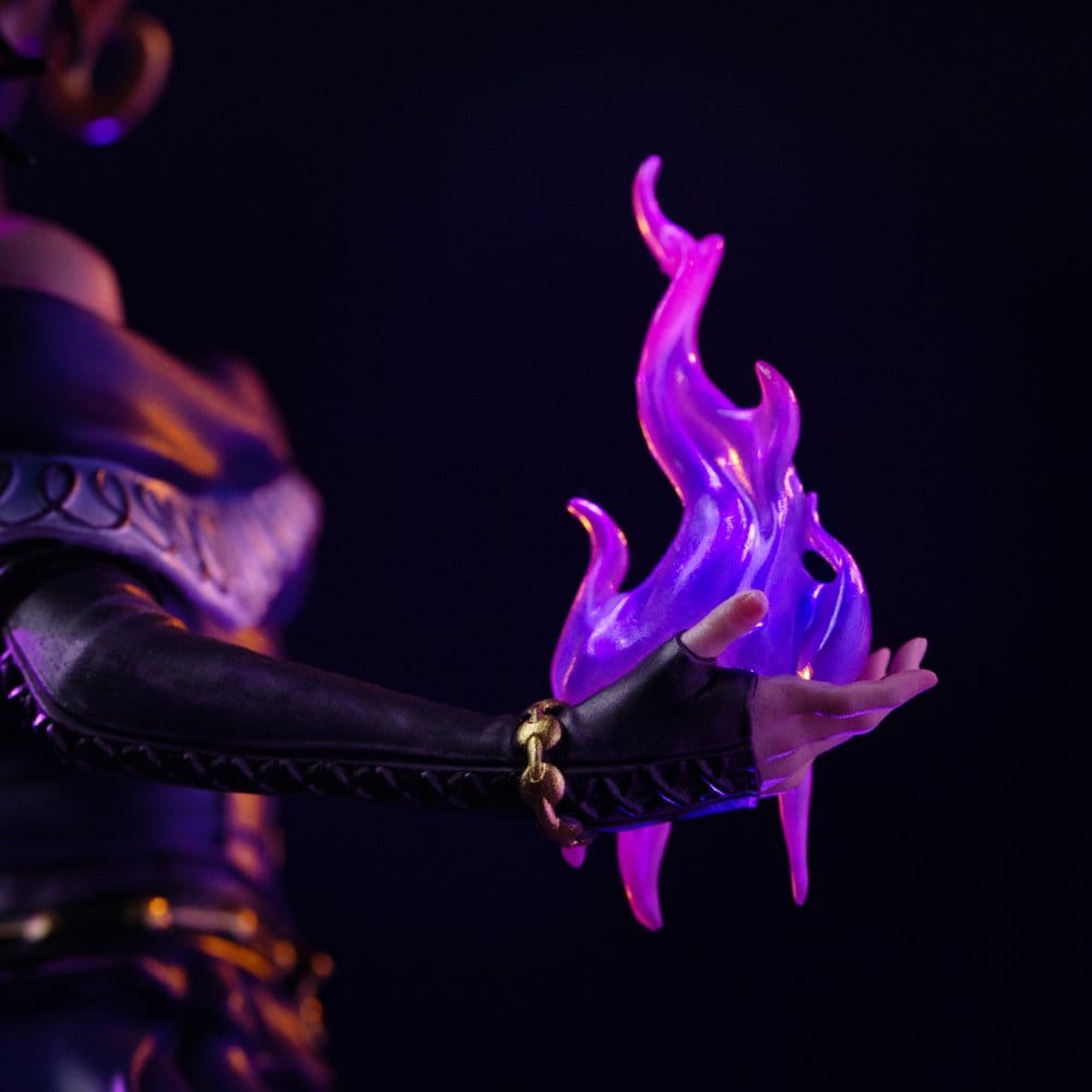 Magic: The Gathering Deluxe Art Scale Figur 1/10 Liliana Vess 31 cm