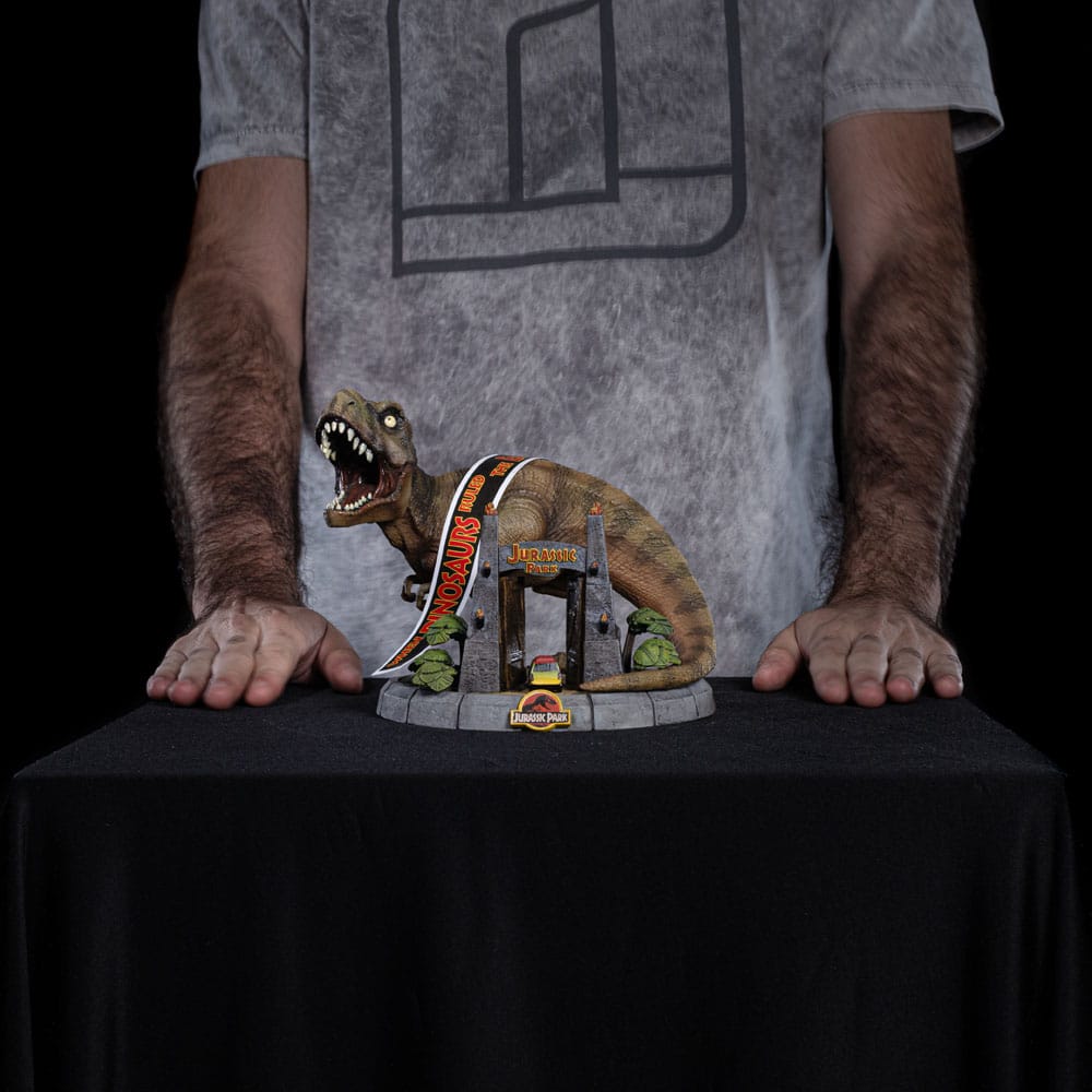 T-Rex Illusion Deluxe PVC Figur från Jurassic Park - MiniCo Iron Studios