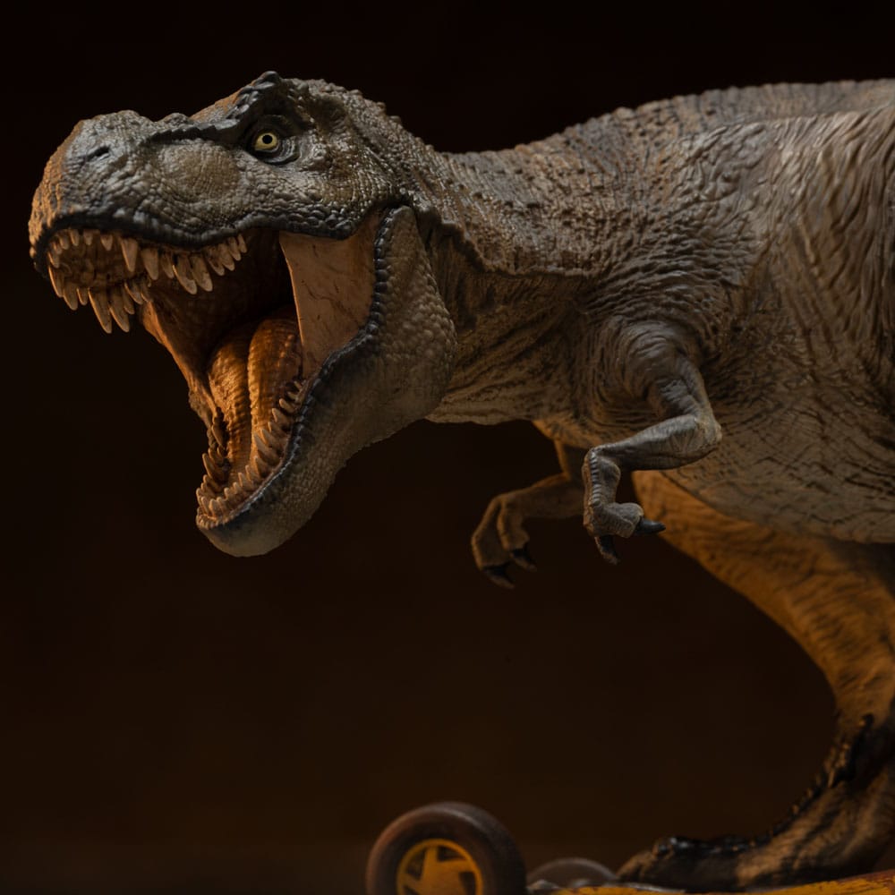 Jurassic Park Ikoner Figur T-Rex Attack 15 cm Iron Studios