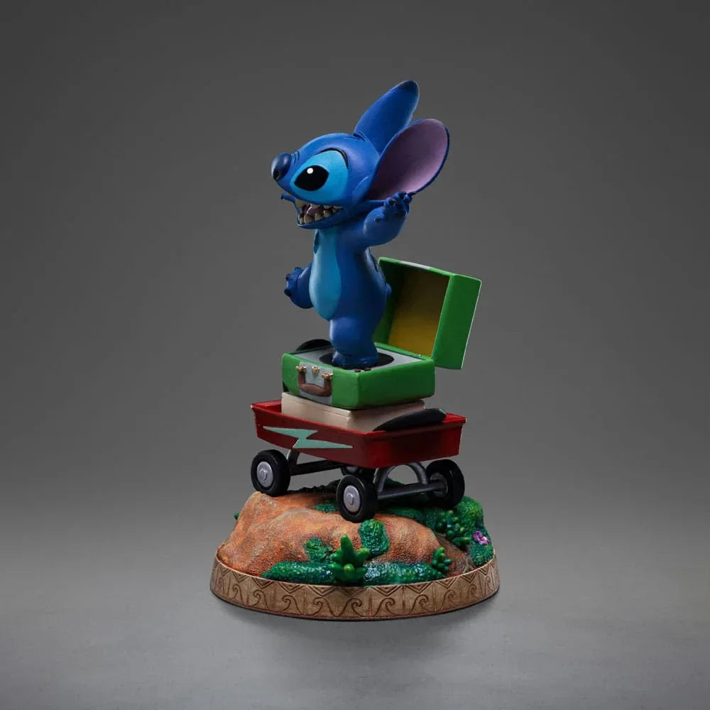 Lilo & Stitch Art Scale Figur 1/10 Stitch 17 cm - Charmer från Kauai Iron Studios