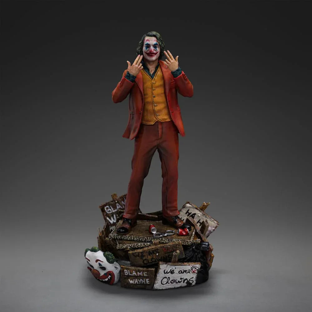DC Comics Art Scale Deluxe Figur 1/10 Joker (Arthur Fleck) 19 cm Iron Studios