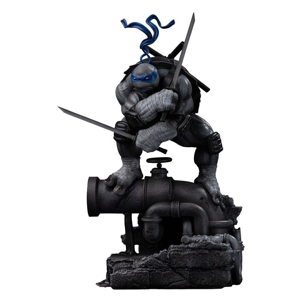 Teenage Mutant Ninja Turtles Art Scale Figur 1/10 Leonardo Black and White Variant 26 cm Iron Studios