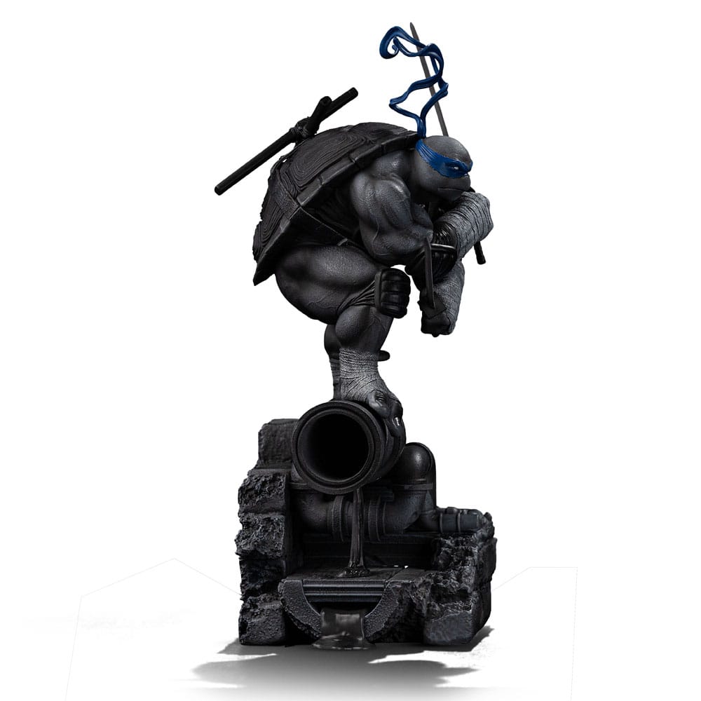 Teenage Mutant Ninja Turtles Art Scale Figur 1/10 Leonardo Black and White Variant 26 cm Iron Studios