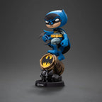 Batman Mini Co. PVC Figur Batman på Bat-Signal (Blå Variant) 15 cm Iron Studios