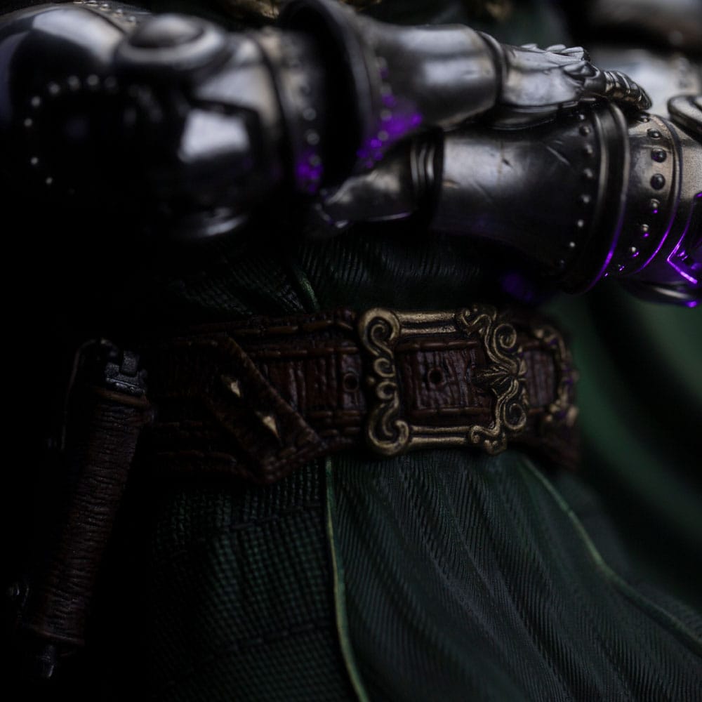 The Infinity Gauntlet Marvel Legends Diorama Figur 1/10 Doctor Doom Deluxe Edition 42 cm Iron Studios