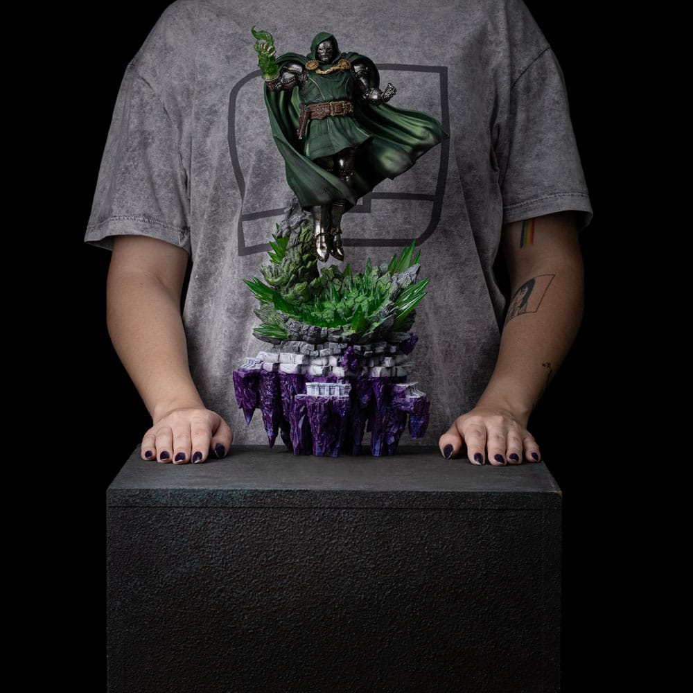 The Infinity Gauntlet Marvel Legends Diorama Figur 1/10 Doctor Doom Deluxe Edition 42 cm Iron Studios