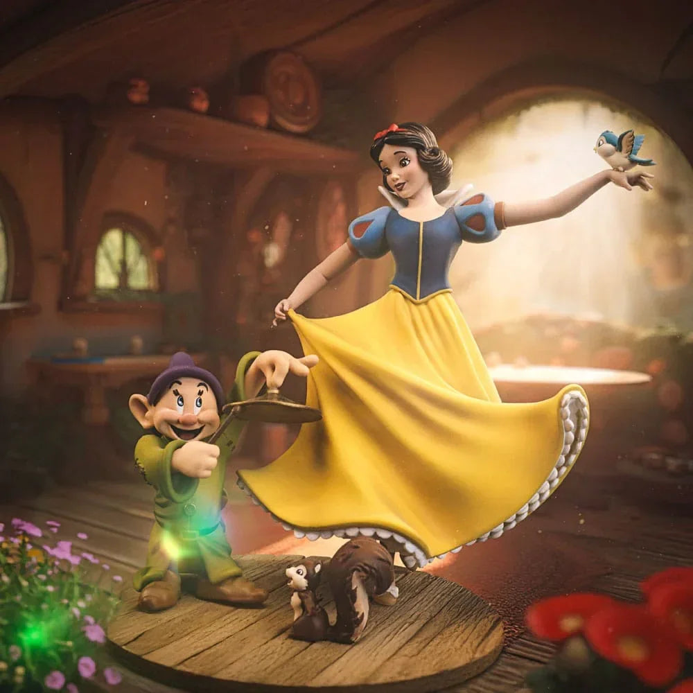 Snow White och de Sju Dvärgarna Art Scale Figur 1/10 - Snövit och Dopey 21 cm Iron Studios