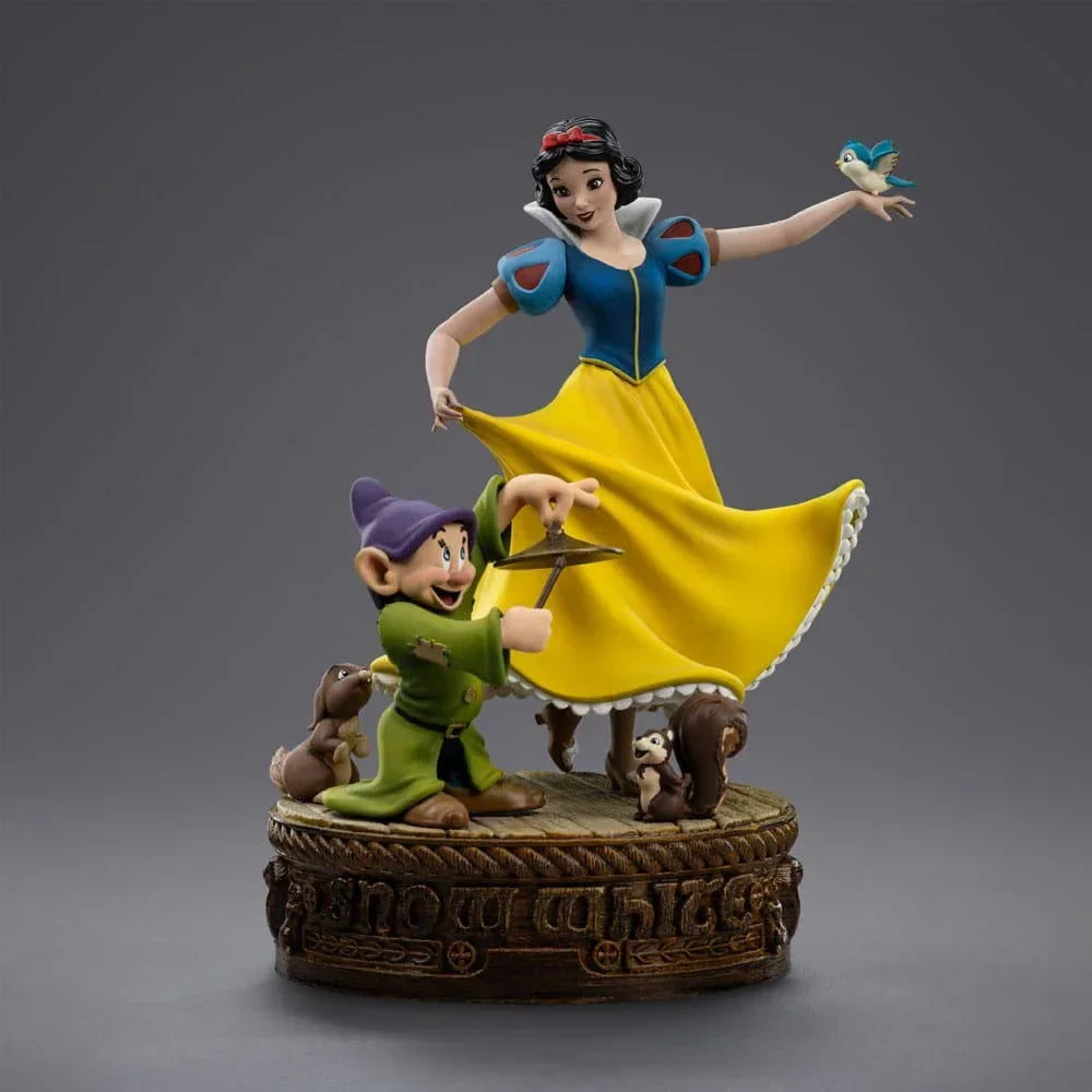 Snow White och de Sju Dvärgarna Art Scale Figur 1/10 - Snövit och Dopey 21 cm Iron Studios