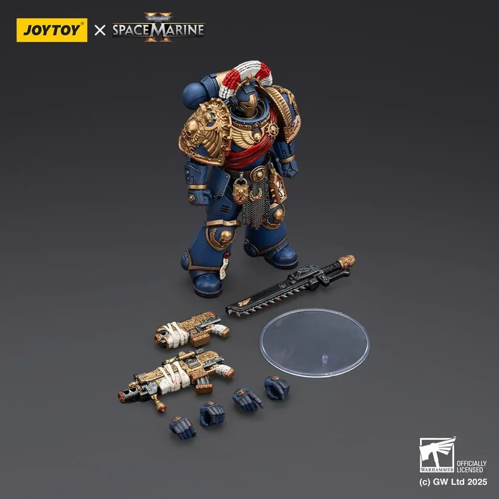 Warhammer 40,000: Space Marine 2 Action Figur Ultramarines Relic Secundus Armour 20 cm Joy Toy (CN)
