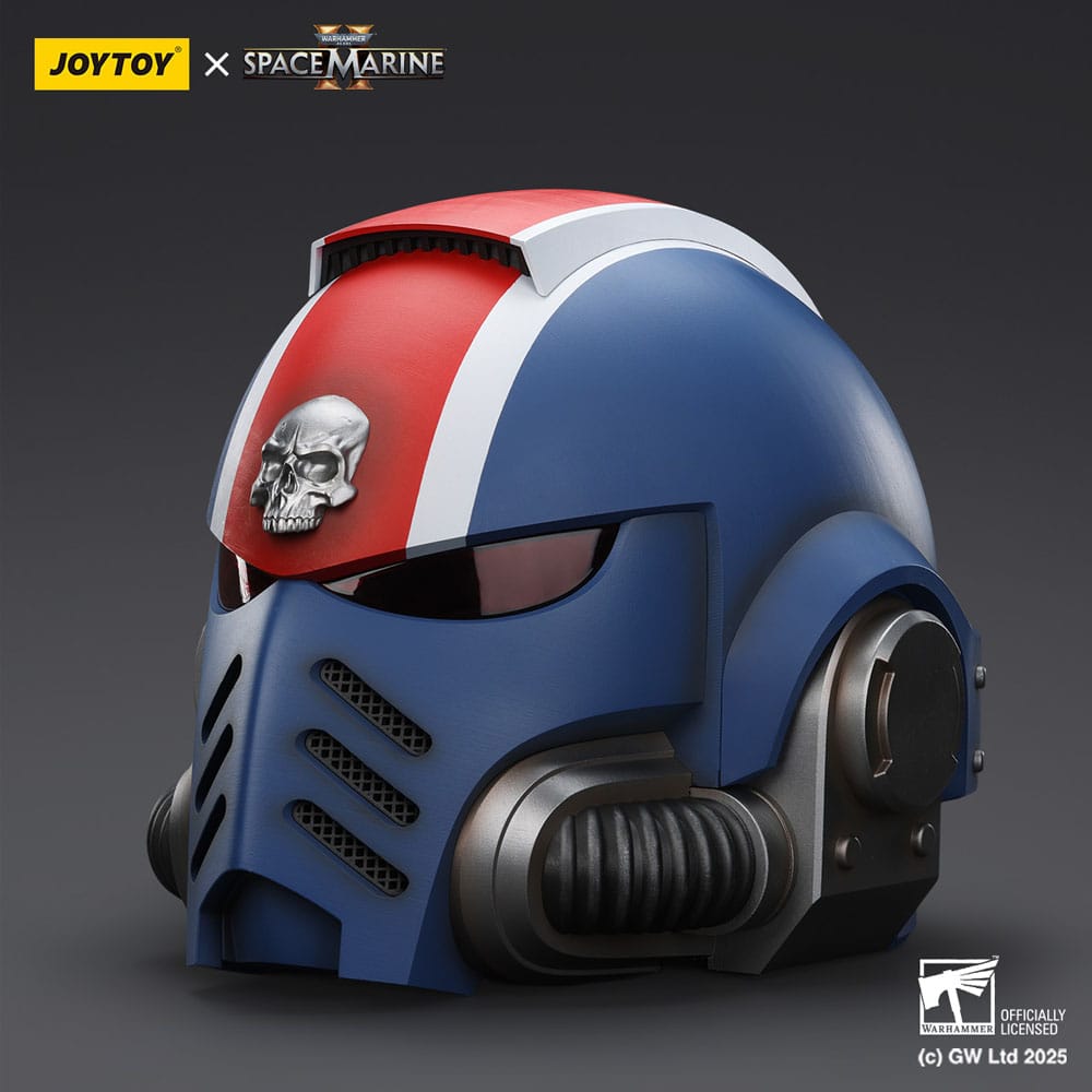 Warhammer 40,000: Space Marine 2 Replica Ultramarines Lieutenant Titus Helmet 30 cm Joy Toy (CN)