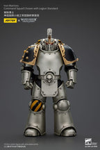 Warhammer The Horus Heresy Action Figur 1/18 lron Warriors Command Squad Chosen med Legion Standard 12 cm Joy Toy (CN)