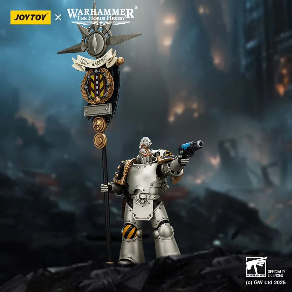 Warhammer The Horus Heresy Action Figur 1/18 lron Warriors Command Squad Chosen med Legion Standard 12 cm Joy Toy (CN)