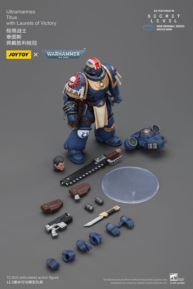 Warhammer 40,000 Action Figur Ultramarines Titus med Segerkransar 13 cm Joy Toy (CN)