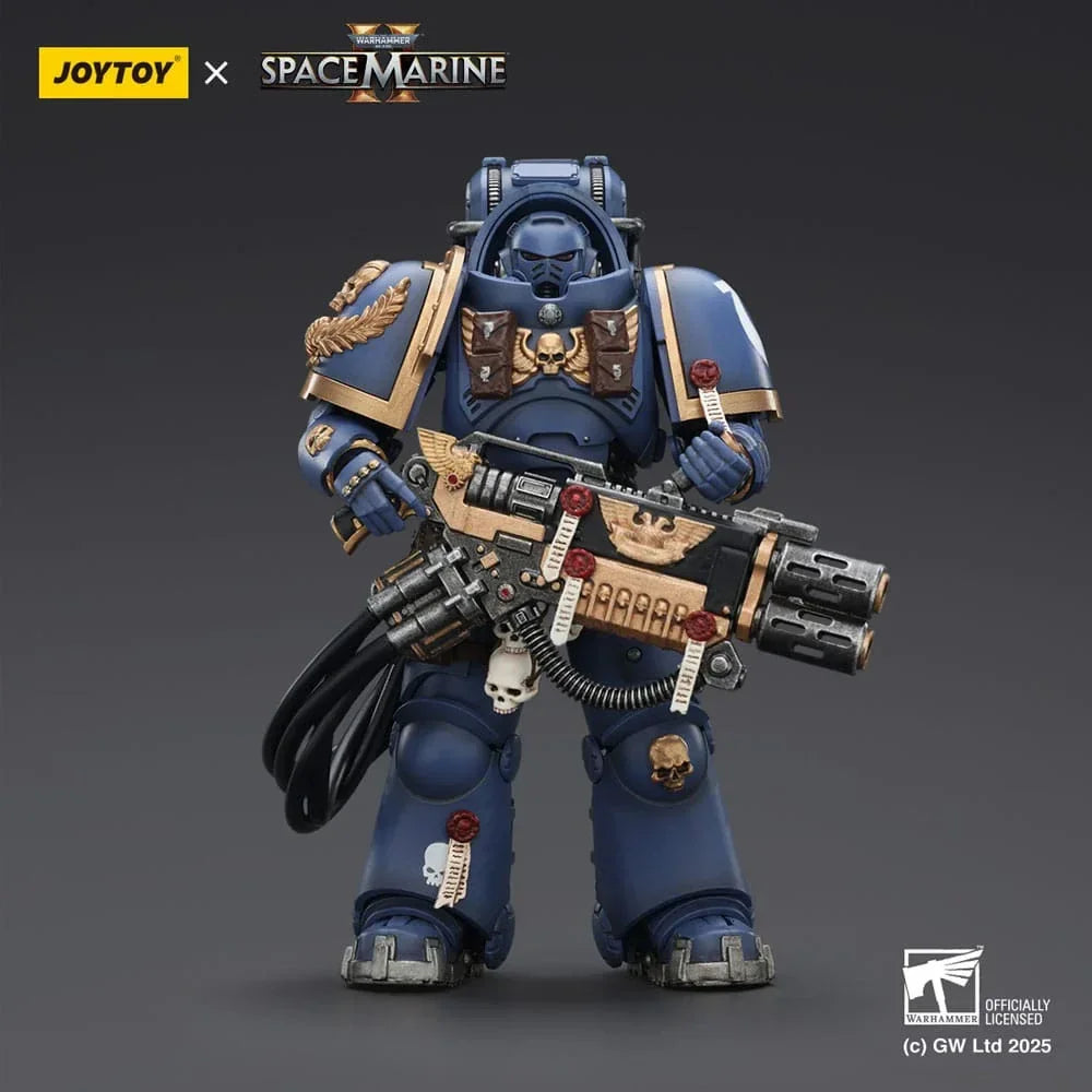 Warhammer 40,000: Space Marine 2 Action Figur Ultramarines Heavy Artificer Armor med Relik Multi-Melta 13 cm Joy Toy (CN)