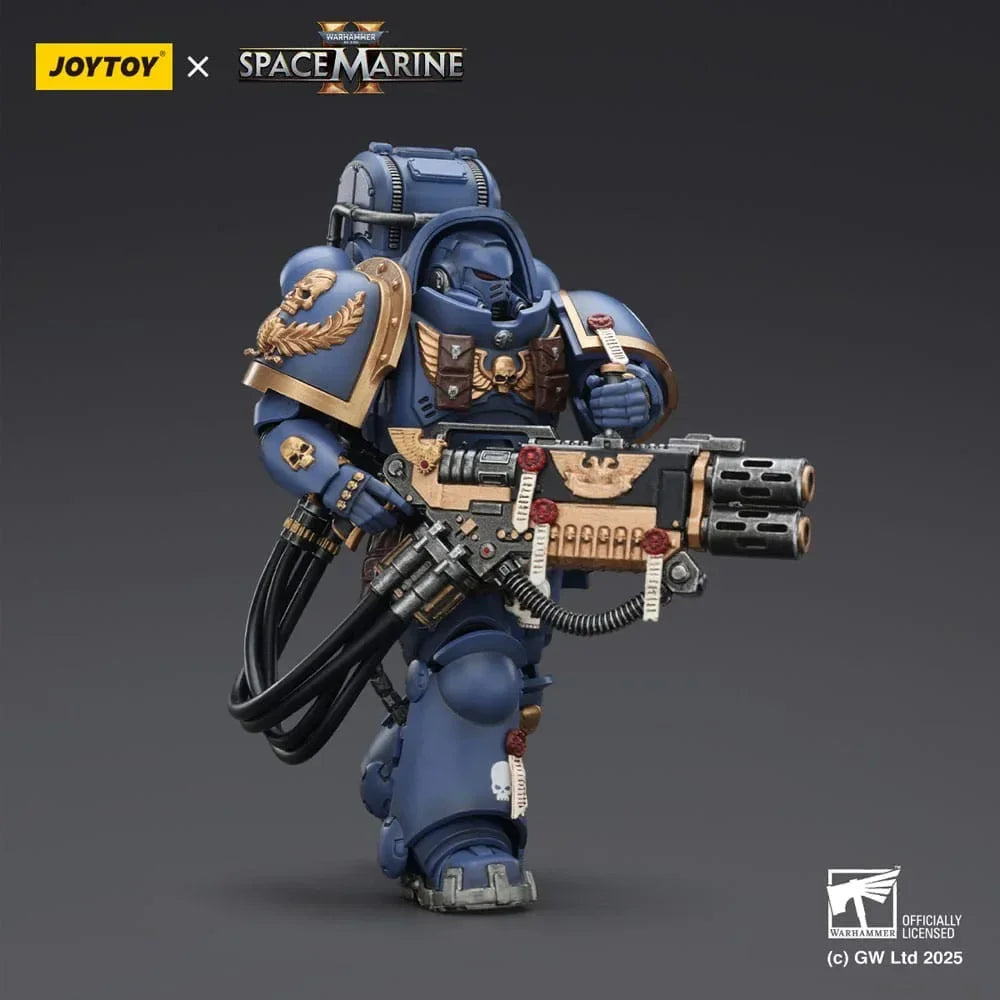 Warhammer 40,000: Space Marine 2 Action Figur Ultramarines Heavy Artificer Armor med Relik Multi-Melta 13 cm Joy Toy (CN)