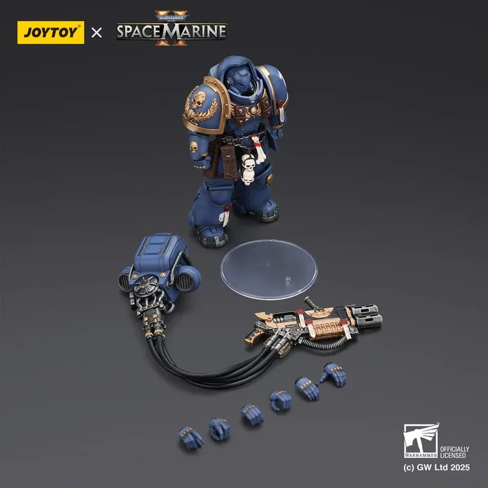 Warhammer 40,000: Space Marine 2 Action Figur Ultramarines Heavy Artificer Armor med Relik Multi-Melta 13 cm Joy Toy (CN)