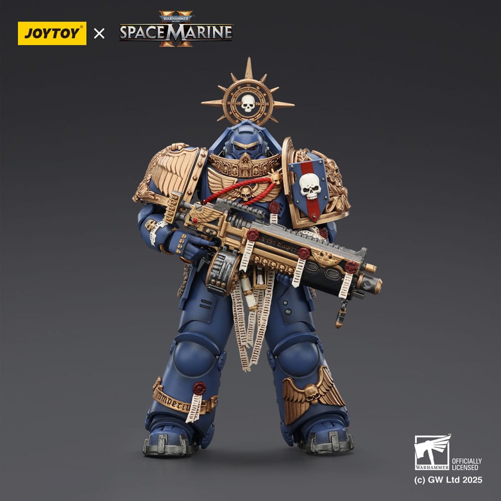 Warhammer 40,000: Space Marine 2 Action Figur Ultramarines Heavy Relic Primus Armor med Heavy Relic Bolt Rifle 13 cm Joy Toy (CN)