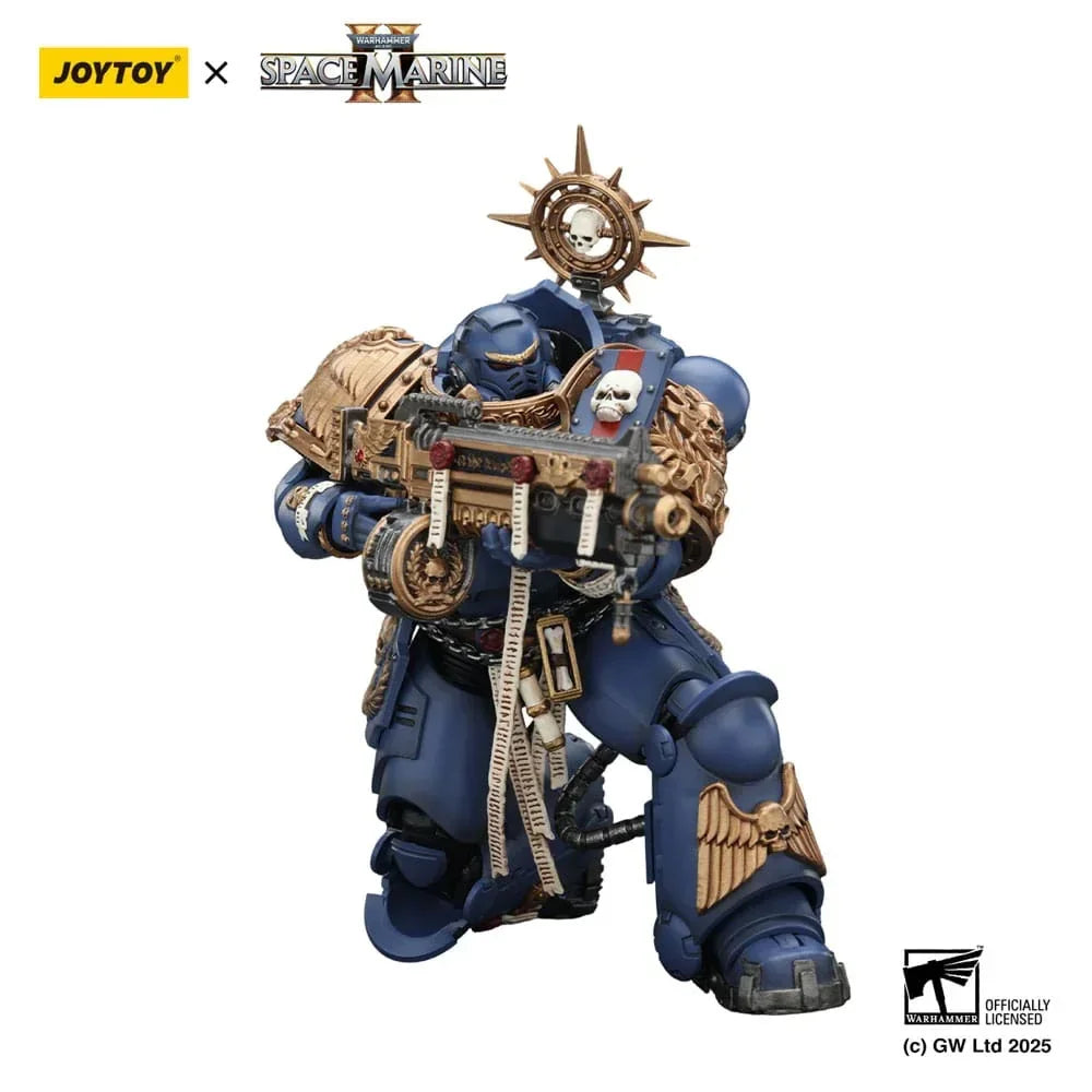 Warhammer 40,000: Space Marine 2 Action Figur Ultramarines Heavy Relic Primus Armor med Heavy Relic Bolt Rifle 13 cm Joy Toy (CN)