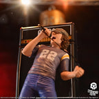 AC/DC Rock Iconz Staty Brian Johnson 23 cm Knucklebonz