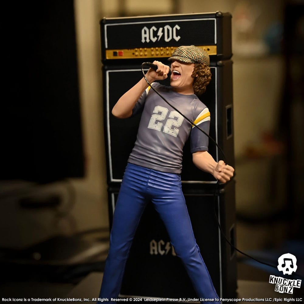 AC/DC Rock Iconz Staty Brian Johnson 23 cm Knucklebonz