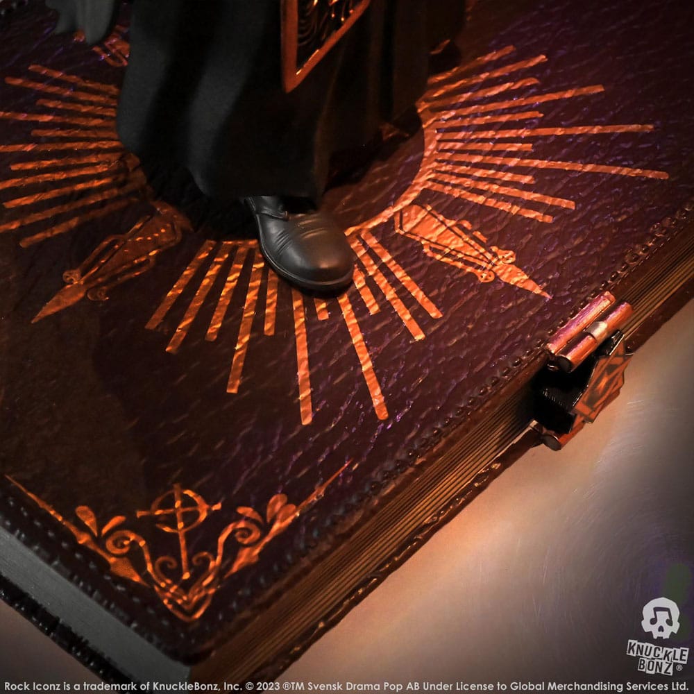 Ghost Rock Iconz Staty 1/9 Papa Emeritus IV (Svarta Kappor) 22 cm Knucklebonz