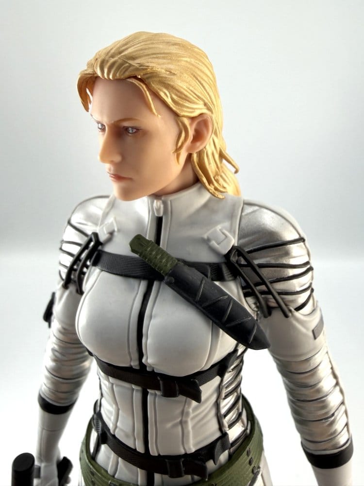 Metal Gear Solid: Snake Eater PVC Figure The Boss 20 cm