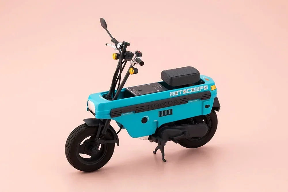 Megami Device Buster Doll Series Plastmodellkit 1/1 Knight Alice med Honda AB12 Motocompo 15 cm Kotobukiya