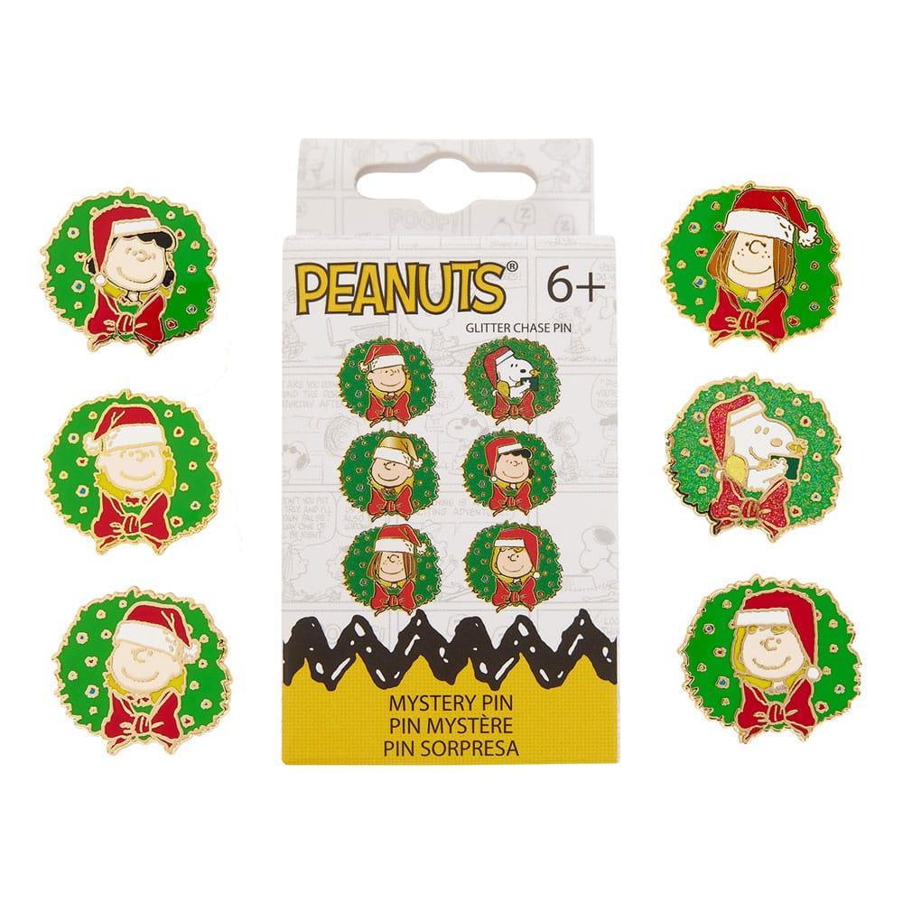 Peanuts by Loungefly Enamel Pins Blind Box Snoopy and Friends Christmas Assortment (12)