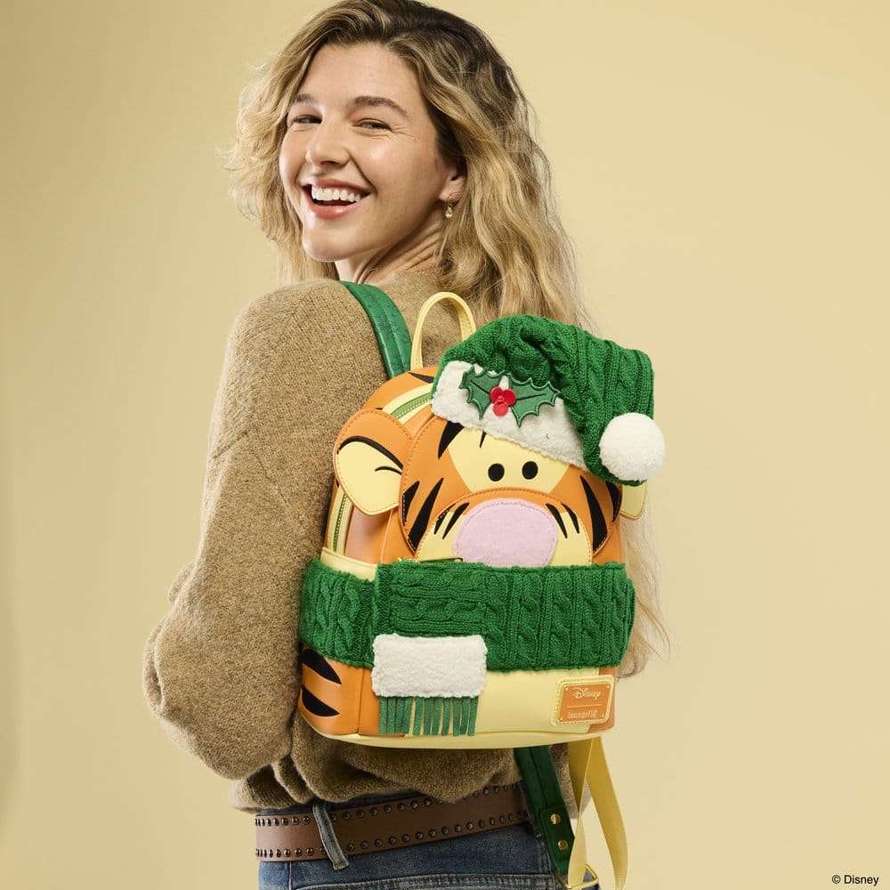 Winnie the Pooh by Loungefly Mini Backpack Holiday