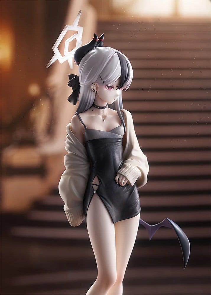Blue Archive 1/7 Scale PVC Figure Kayoko (Dress) 23 cm