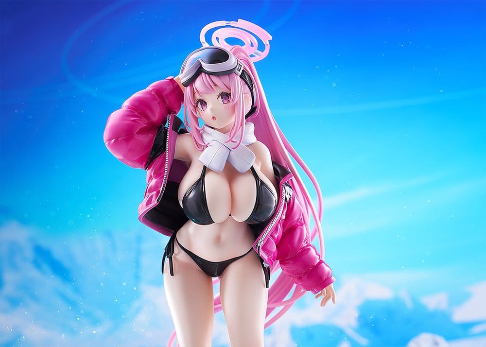 Blue Archive 1/7 Scale PVC Figurine Eimi (Swimsuit) 26 cm