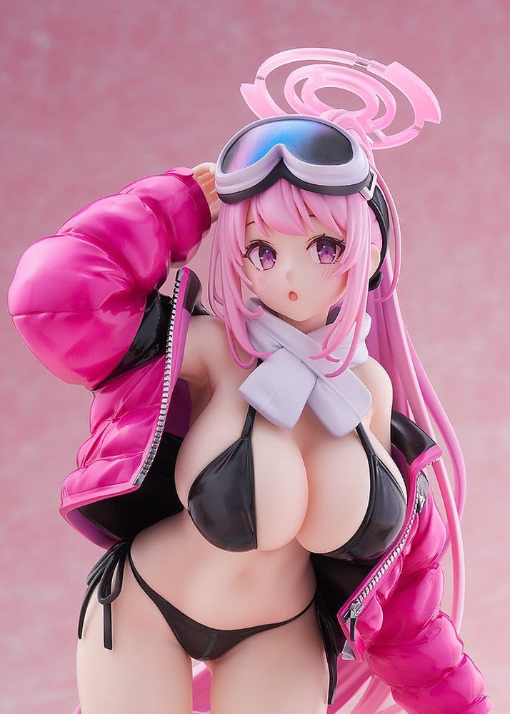Blue Archive 1/7 Scale PVC Figurine Eimi (Swimsuit) 26 cm