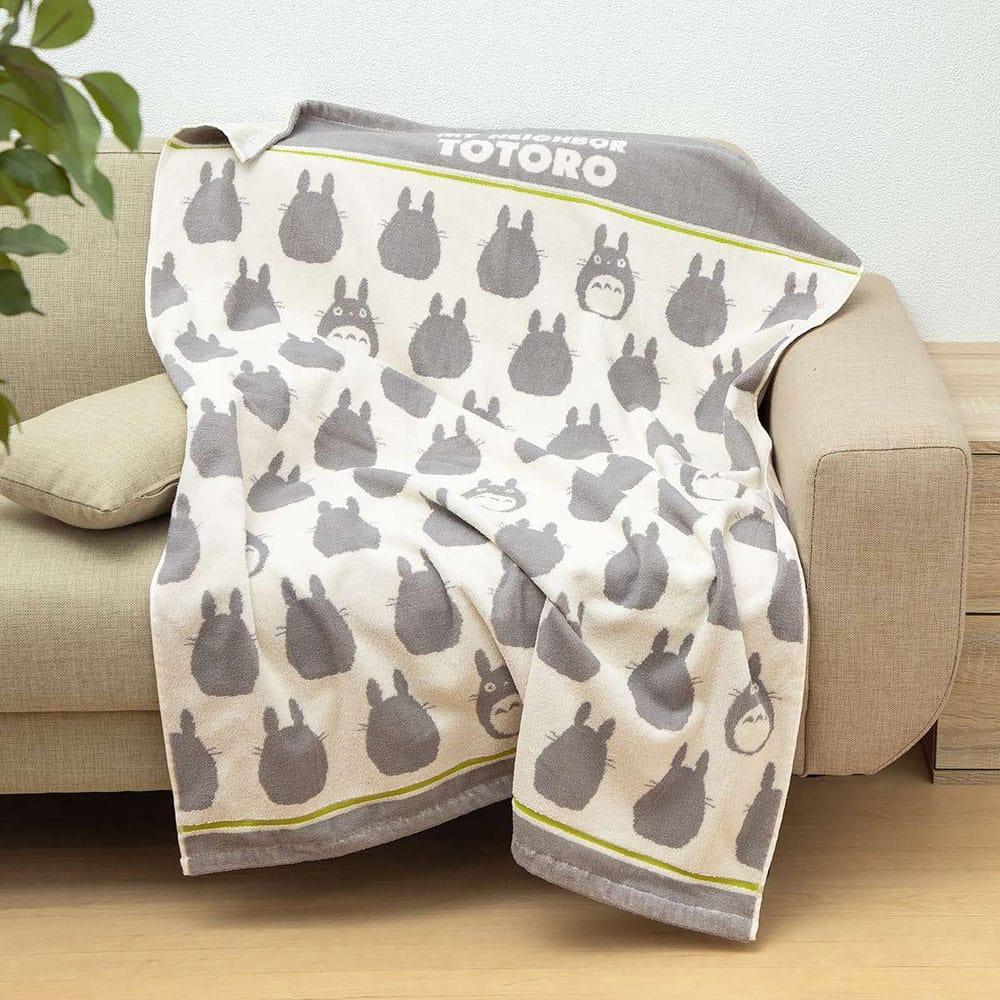 My Neighbor Totoro Fluffy Blanket - Large Totoro 85 x 115 cm